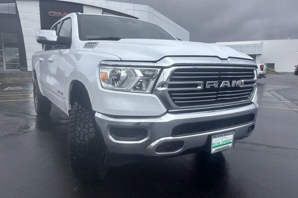 2024 Ram 1500 Laramie photo 1