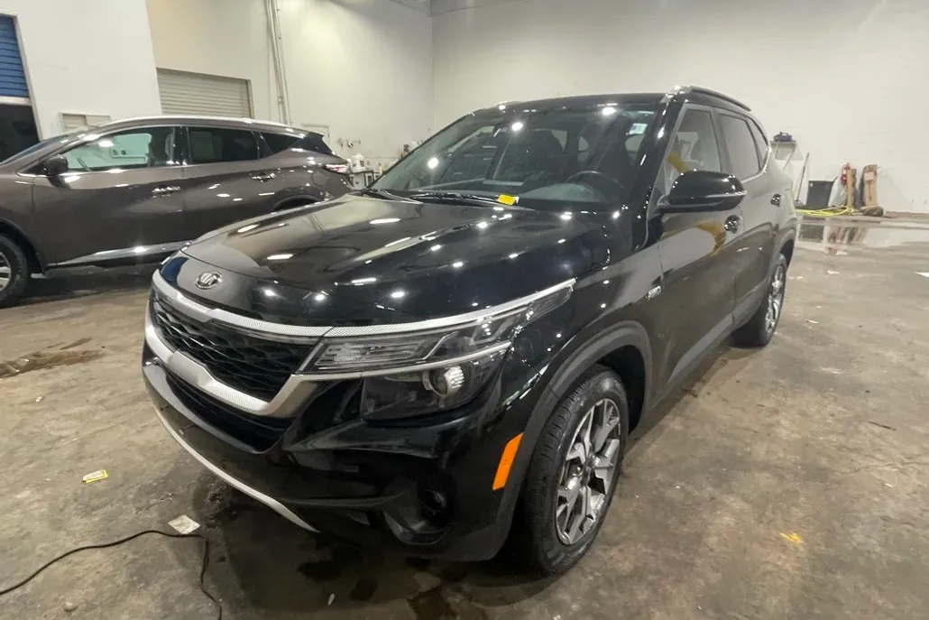 2021 Kia Seltos EX photo 1