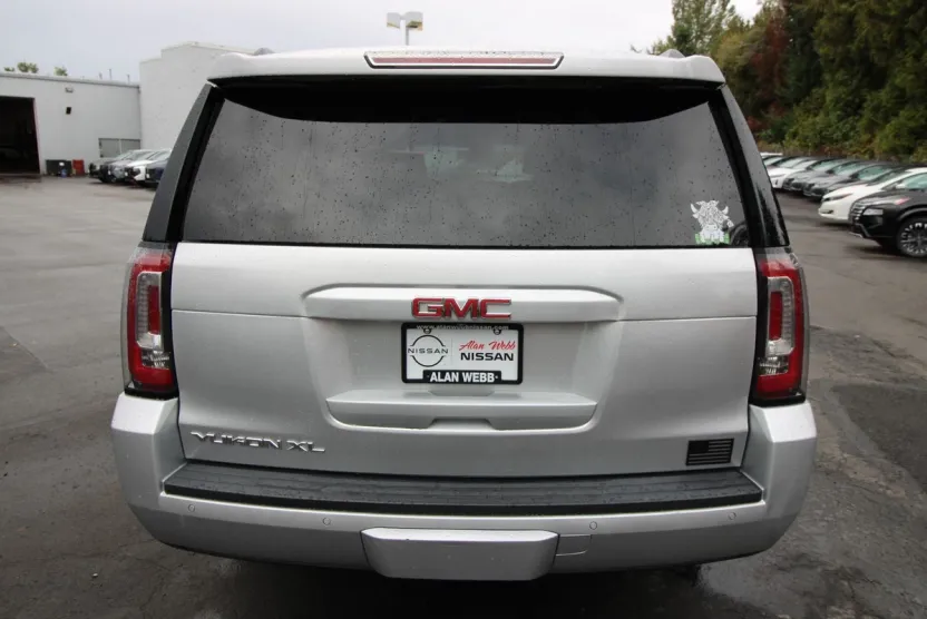 2020 Gmc Yukon XL SLT photo 1