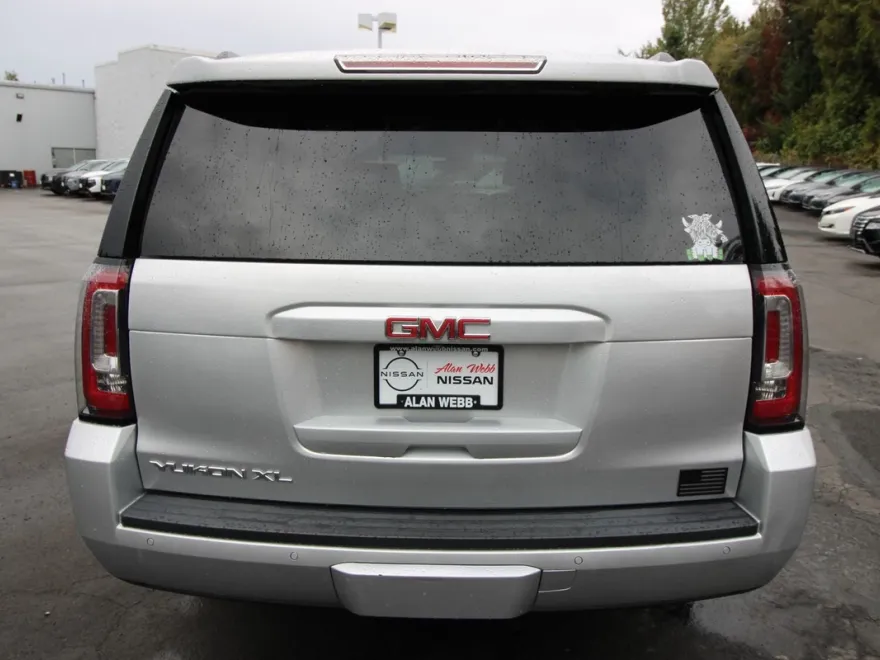 2020 Gmc Yukon XL SLT photo 1