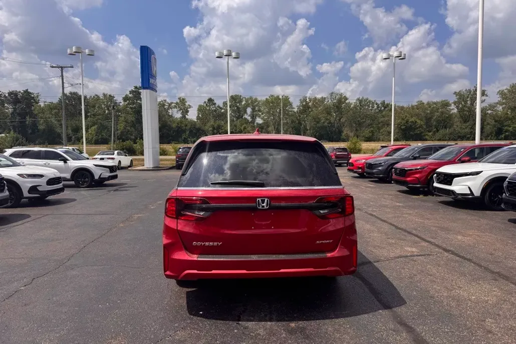 2025 Honda Odyssey photo 1