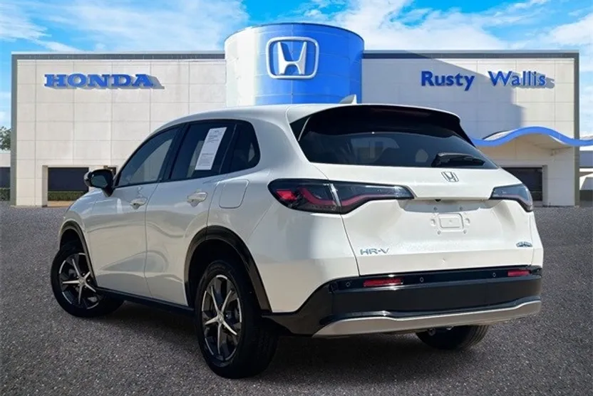 2024 Honda HR-V LX photo 1