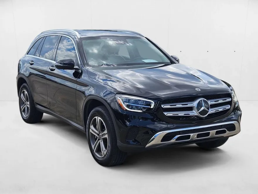 2022 Mercedes Benz GLC 300 photo 1