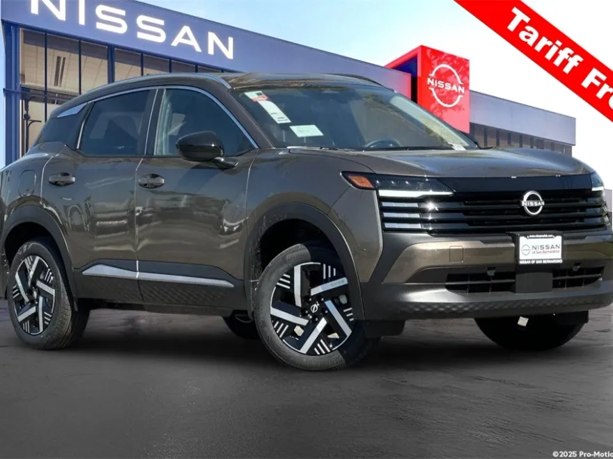 2026 Nissan Kicks SV photo 1