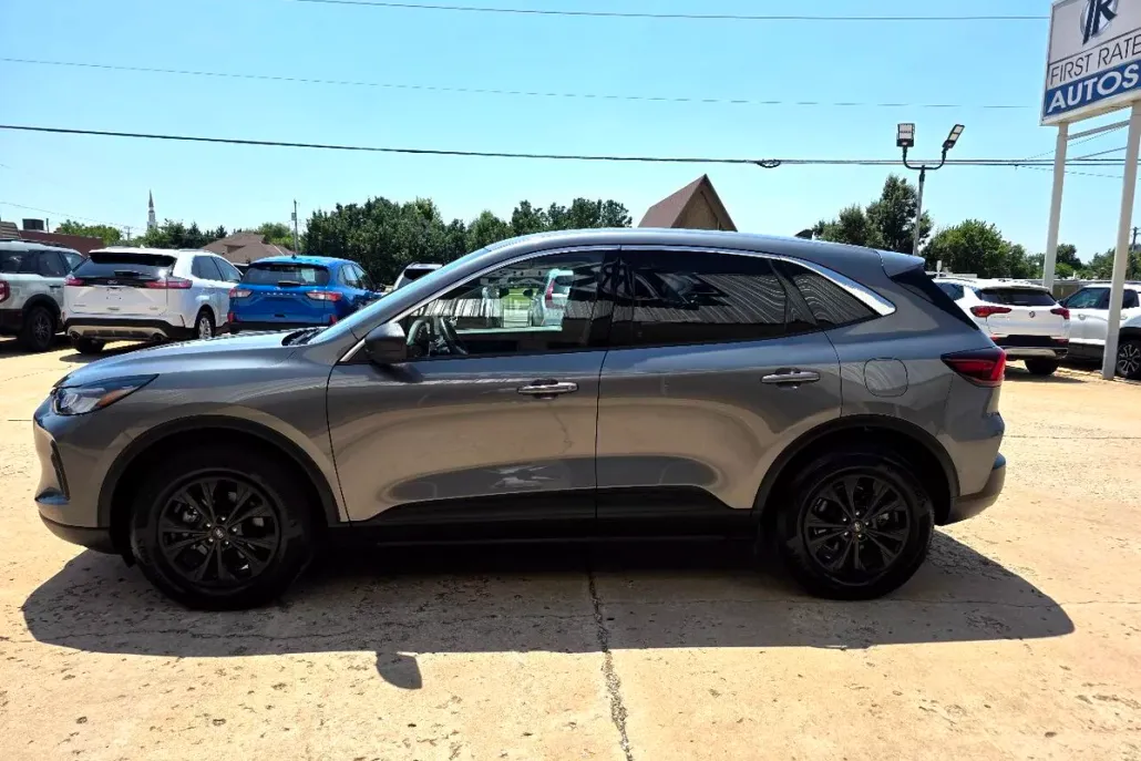 2024 Ford Escape Active photo 1