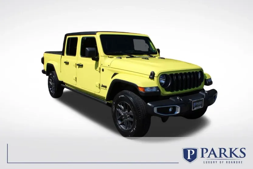 2024 Jeep Gladiator Sport photo 1
