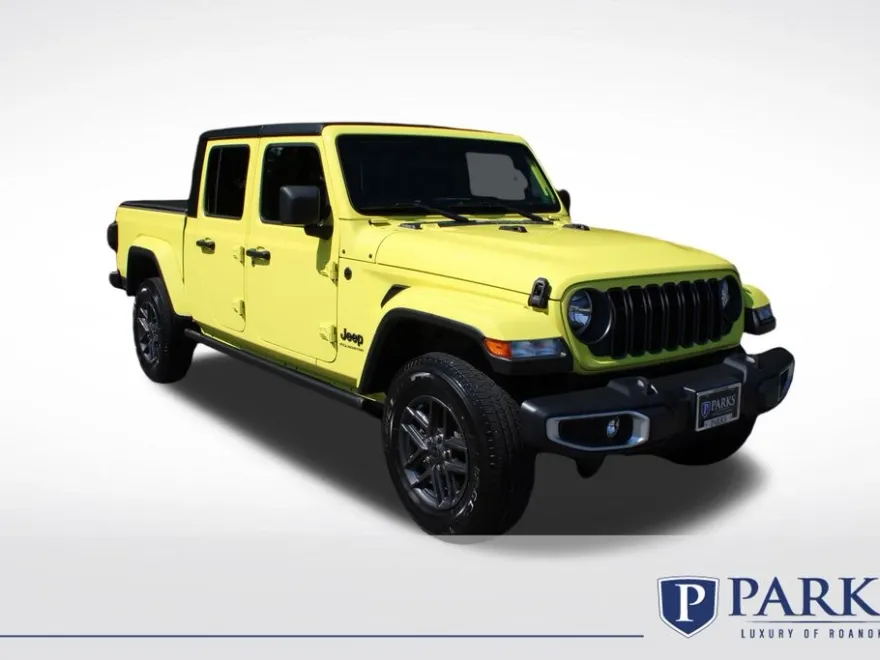 2024 Jeep Gladiator Sport photo 1