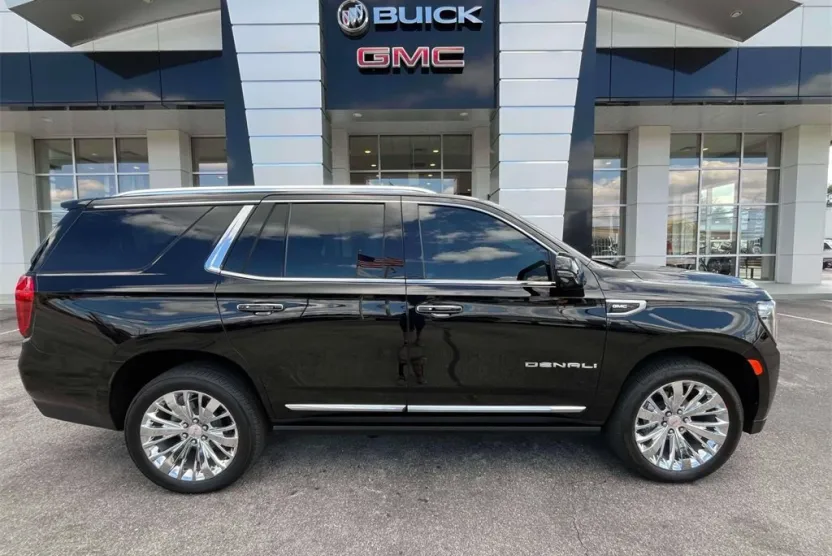2022 Gmc Yukon Denali photo 1