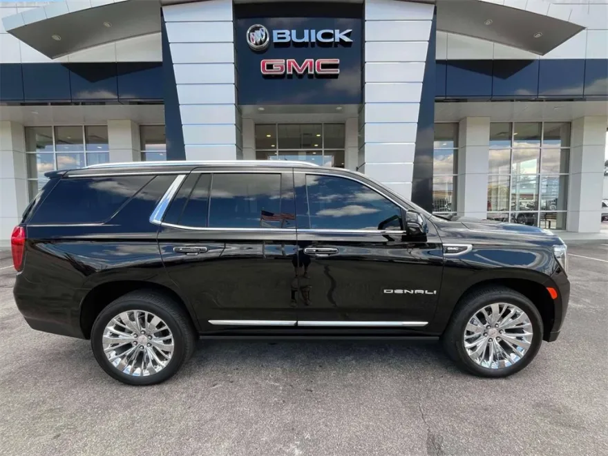 2022 Gmc Yukon Denali photo 1