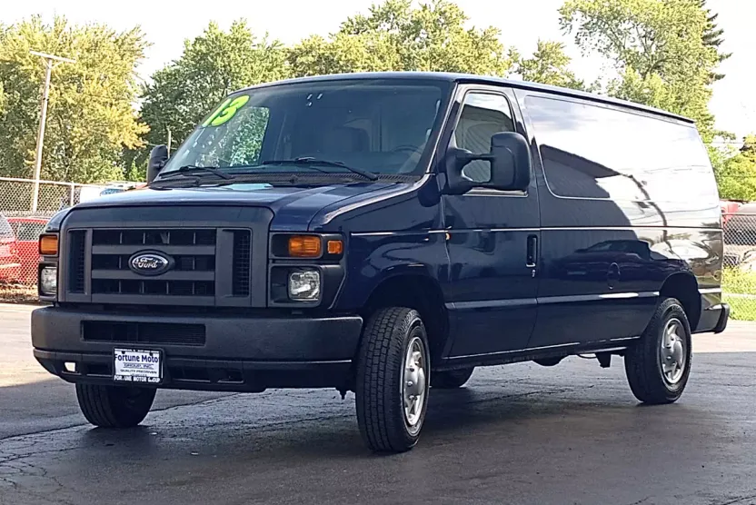 2013 Ford E-150 photo 1
