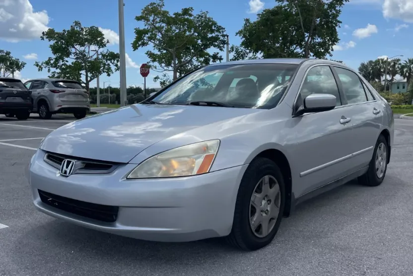 2005 Honda Accord LX photo 1