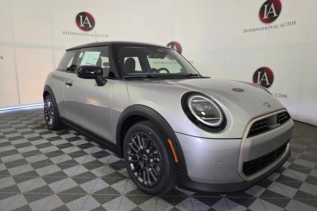 2026 Mini Cooper Hardtop photo 1