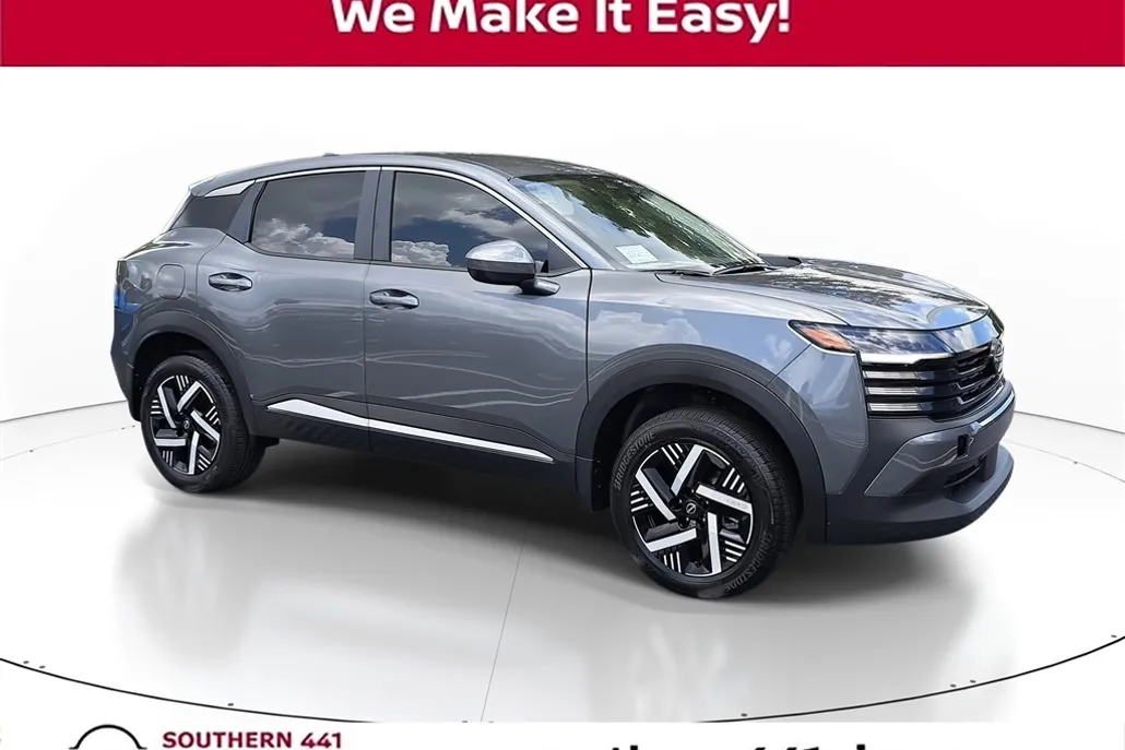 2025 Nissan Kicks SV photo 1