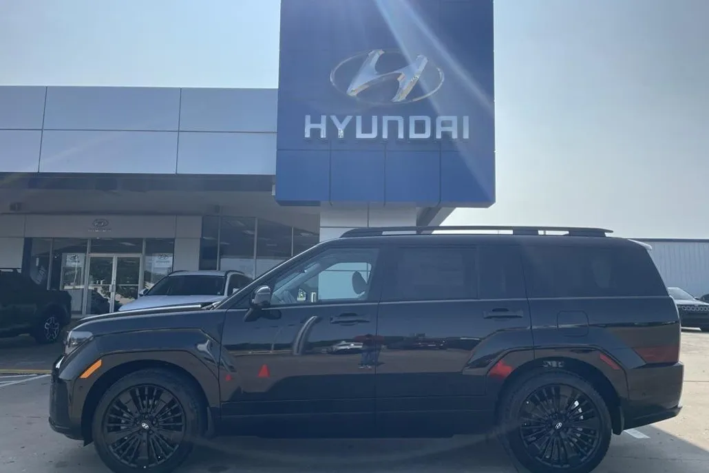 2025 Hyundai Santa Fe Calligraphy photo 1