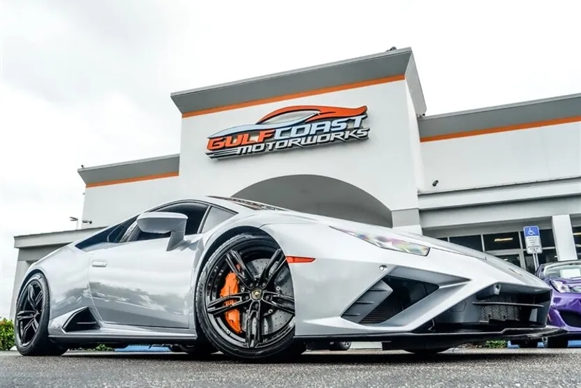 2020 Lamborghini Huracan Evo photo 1