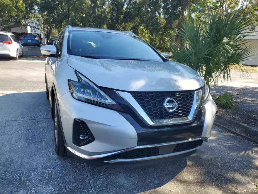 2021 Nissan Murano Platinum photo 1