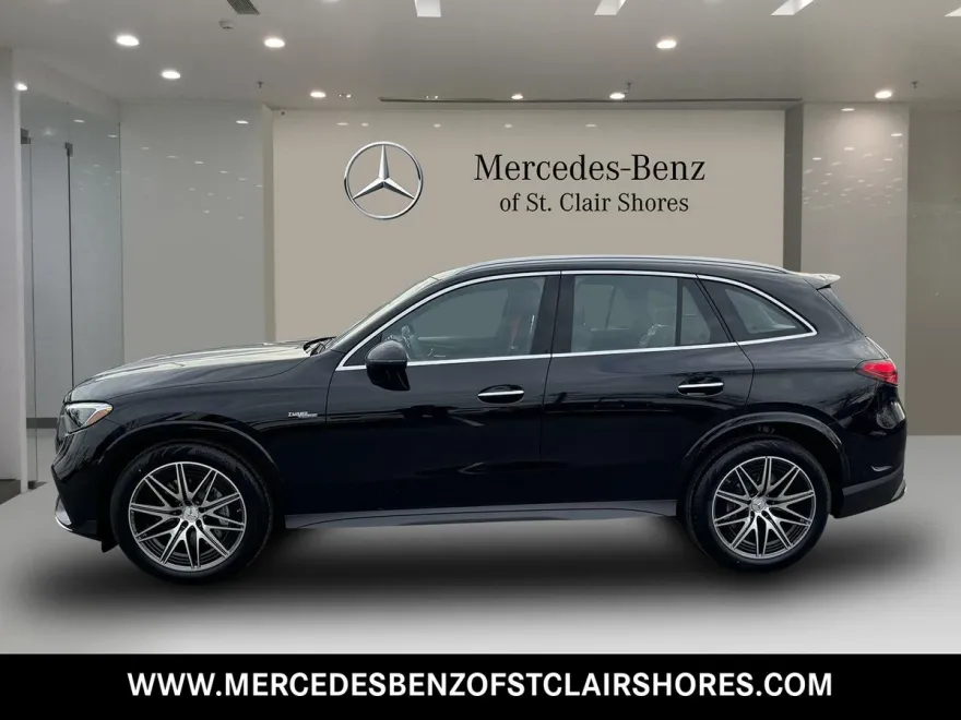 2025 Mercedes Benz GLC 43 AMG 4MATIC photo 1