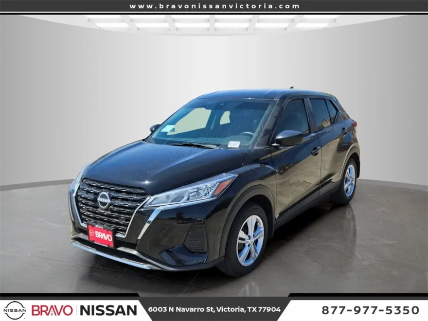 2025 Nissan Kicks Play S photo 1
