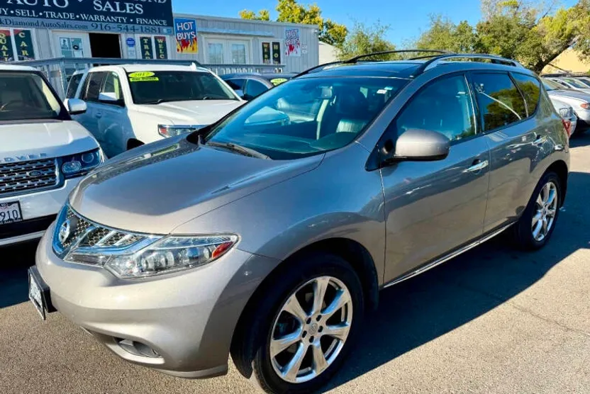2012 Nissan Murano Platinum photo 1