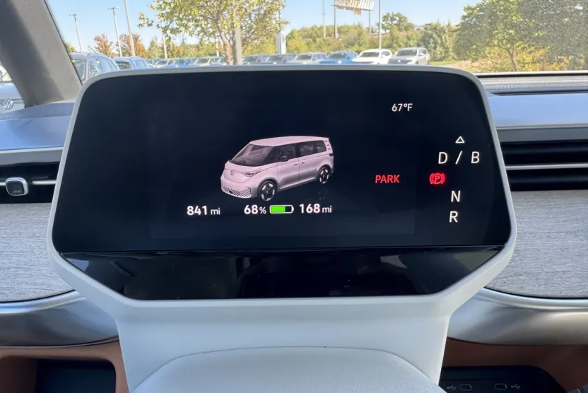 2025 Volkswagen ID. Buzz photo 1