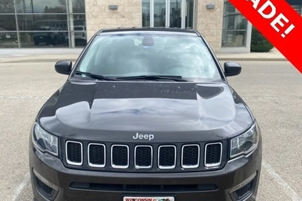 2020 Jeep Compass Sport photo 1