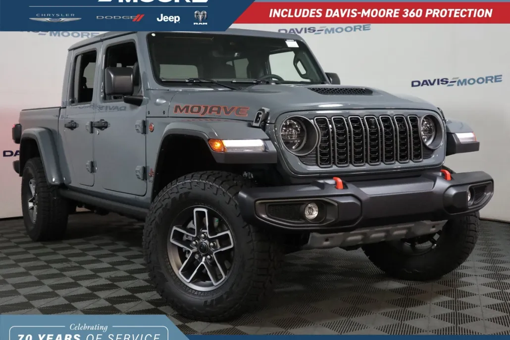 2025 Jeep Gladiator Mojave photo 1