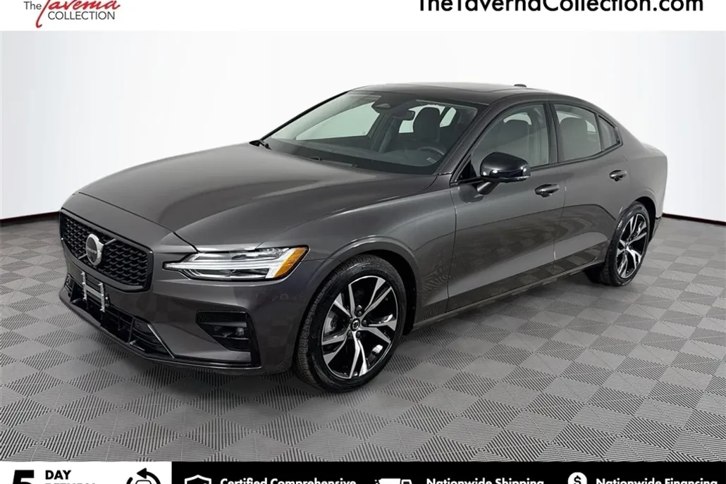 2024 Volvo S60 B5 Plus photo 1