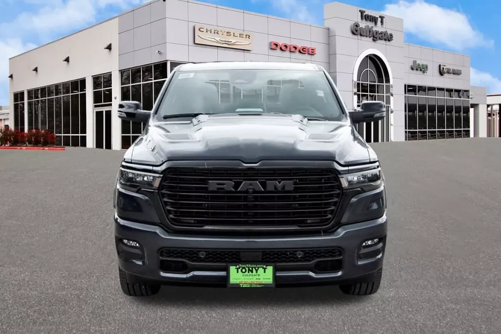 2025 Ram 1500 Laramie photo 1