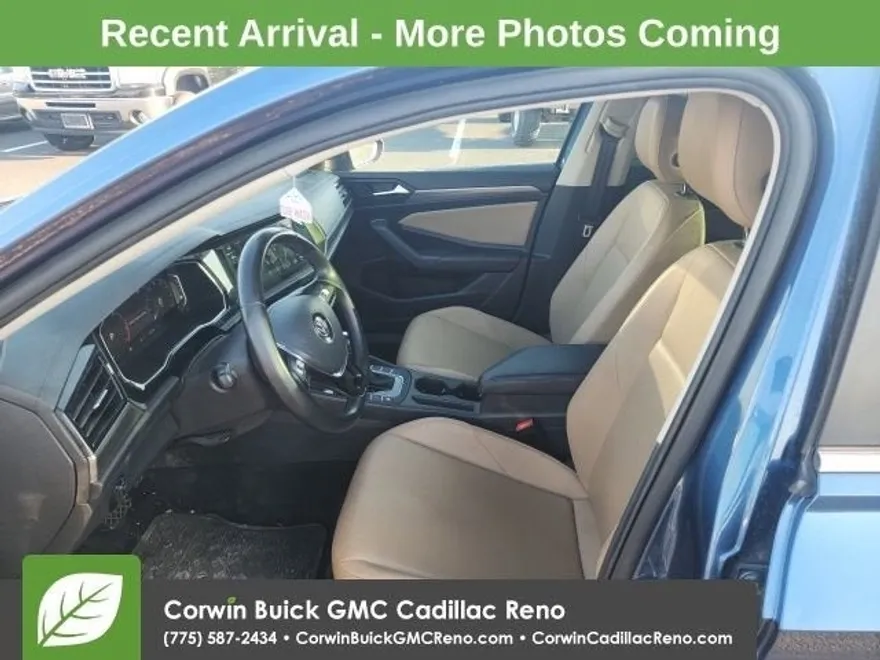 2019 Volkswagen Jetta SEL photo 1