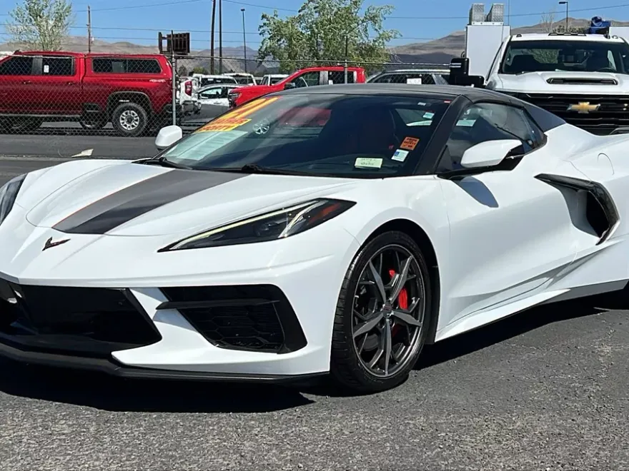 2021 Chevrolet Corvette Stingray 2LT photo 1