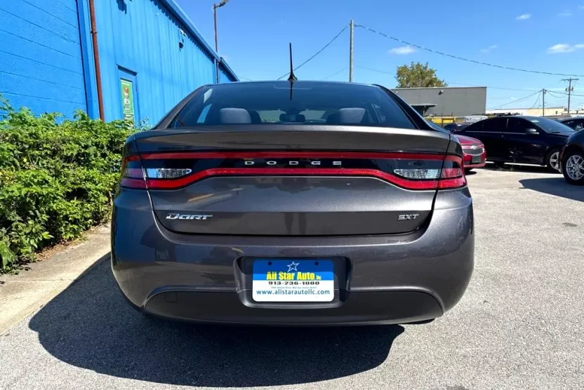 2015 Dodge Dart SXT photo 1