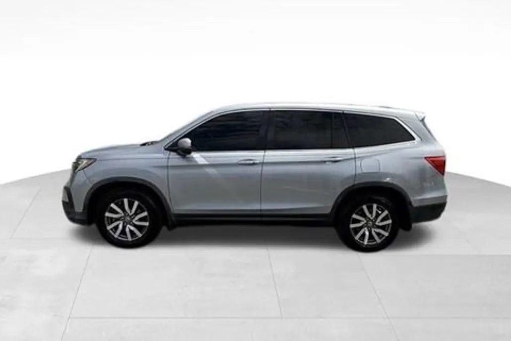 2019 Honda Pilot EX photo 1