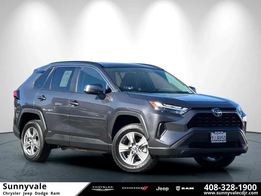 2023 Toyota RAV4 Hybrid LE photo 1
