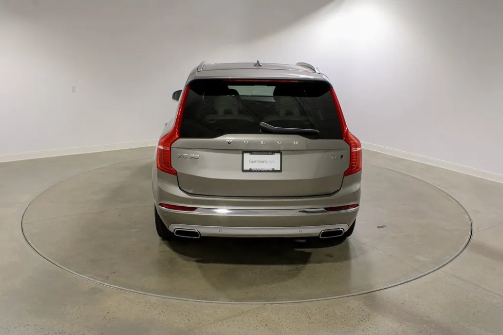 2021 Volvo XC90 T6 Inscription photo 1