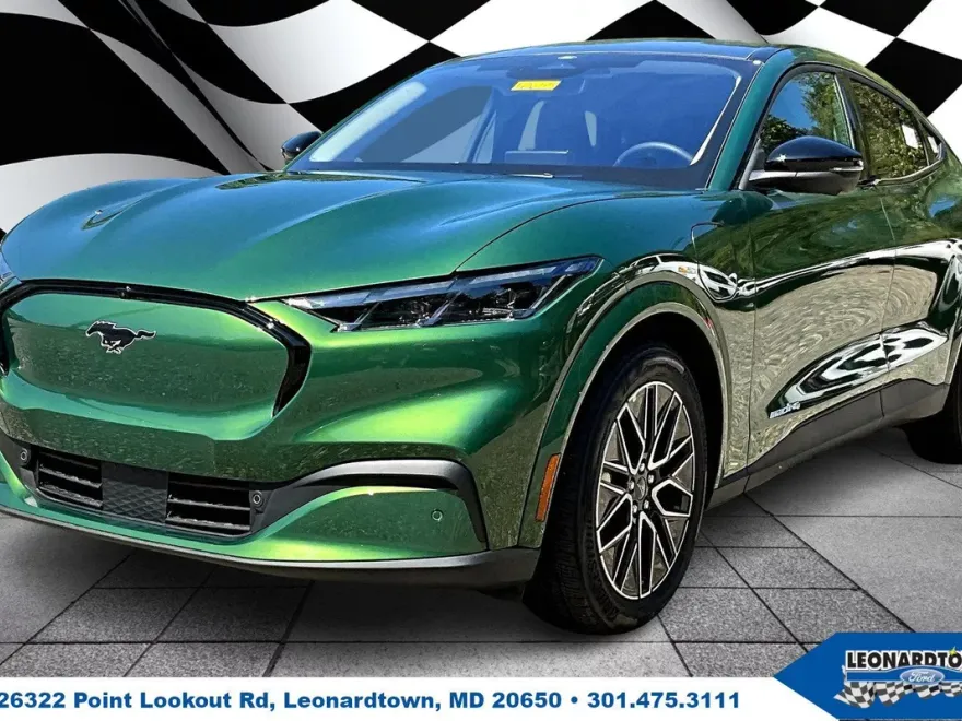 2025 Ford Mustang Mach-E Premium photo 1