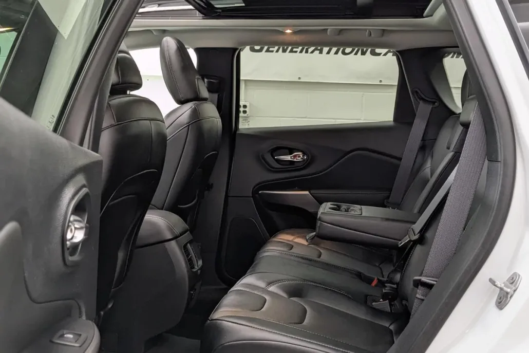 2022 Jeep Cherokee Limited photo 1