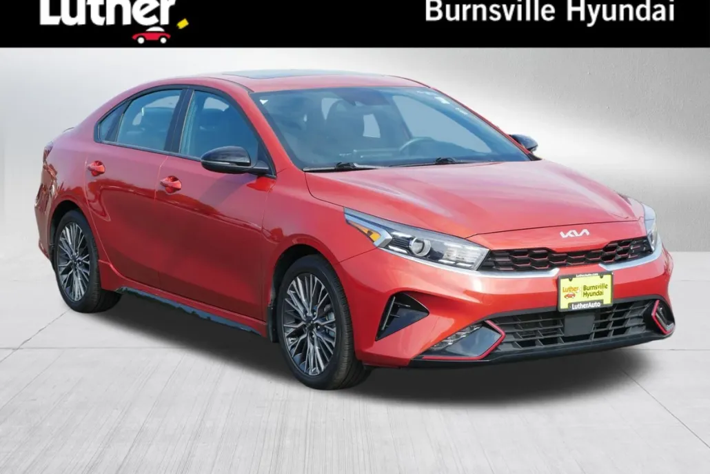 2023 Kia Forte GT-Line photo 1