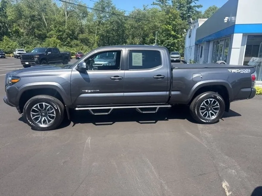 2023 Toyota Tacoma 4x4 SR5 photo 1