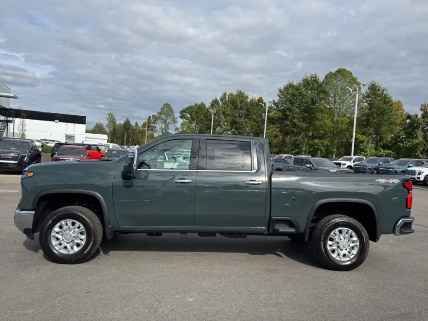 2026 Chevrolet Silverado LTZ photo 1