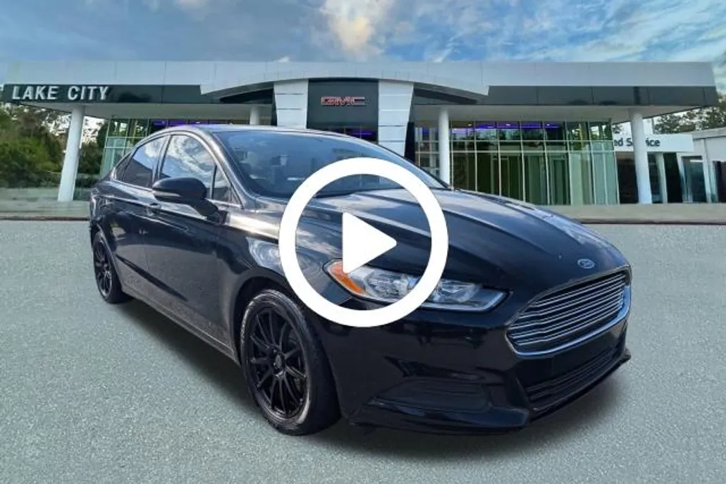 2016 Ford Fusion SE photo 1