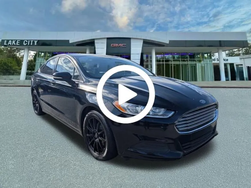 2016 Ford Fusion SE photo 1