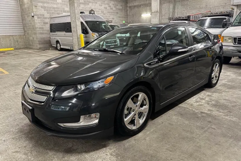 2014 Chevrolet Volt Premium photo 1