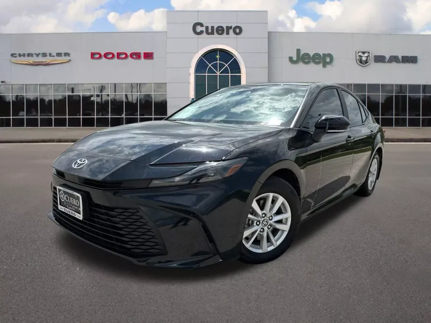 2025 Toyota Camry LE photo 1