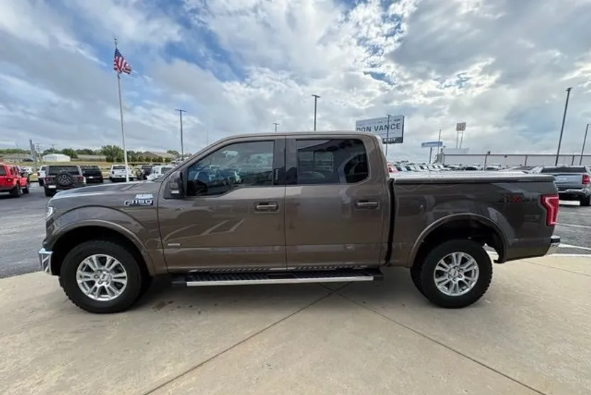 2017 Ford F-150 Lariat photo 1