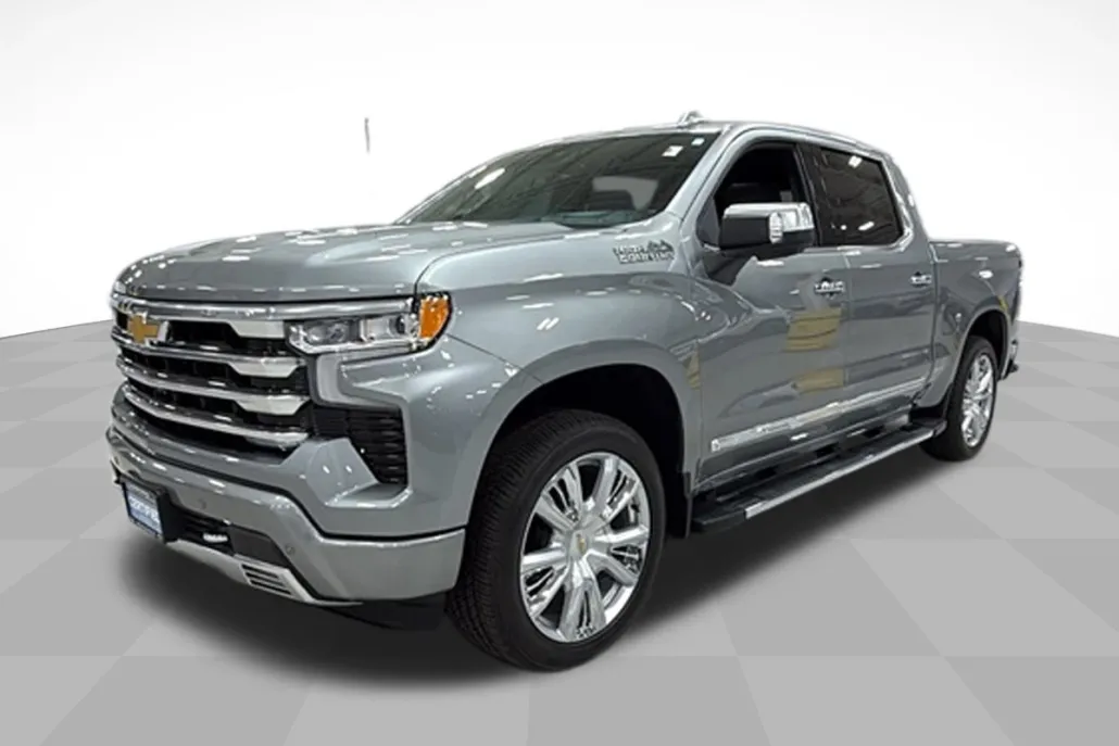 2024 Chevrolet Silverado 1500 High Country photo 1