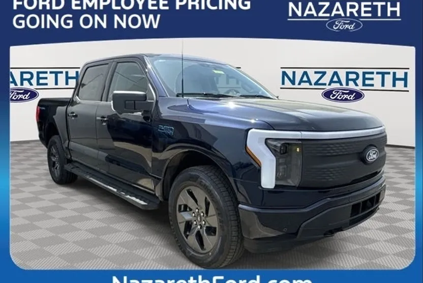 2025 Ford F-150 Lightning photo 1