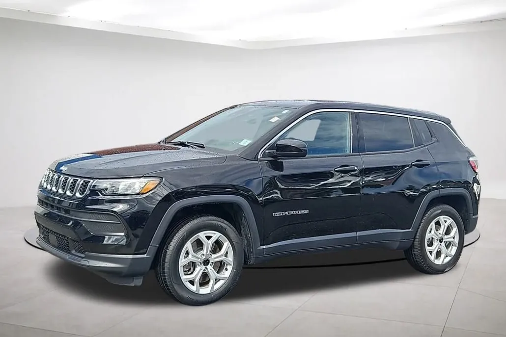 2025 Jeep Compass Sport photo 1