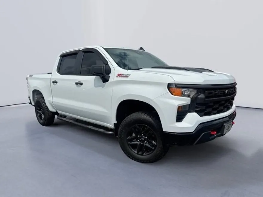 2022 Chevrolet Silverado 1500 Custom Trail Boss photo 1
