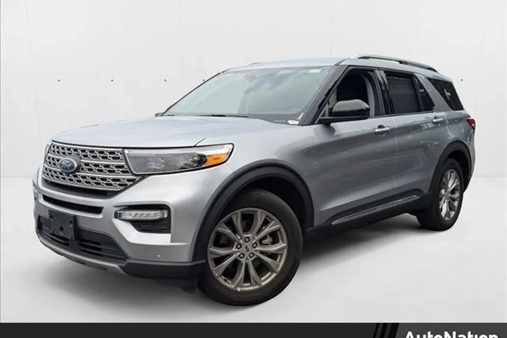 2024 Ford Explorer Limited photo 1