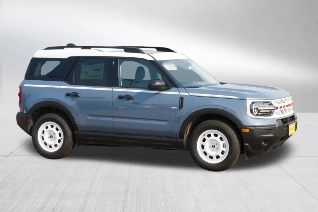 2025 Ford Bronco Sport Heritage photo 1